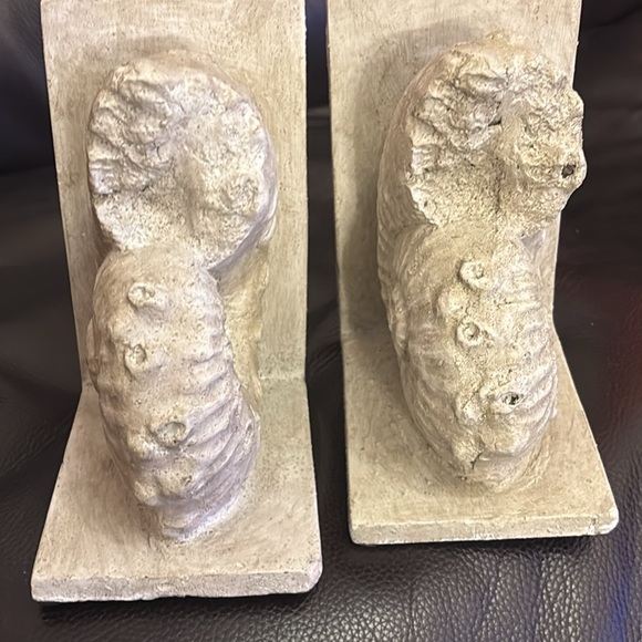 Two Bookends - Picture 2 of 5